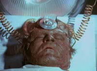 El Santo bojuje proti Frankensteinově dceři